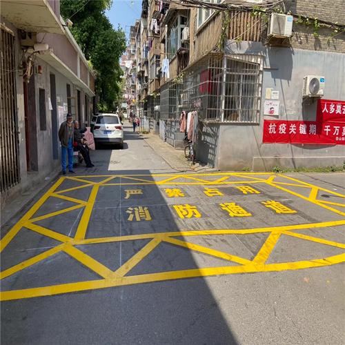 专业车库车位划线工程 从工厂厂区到地下停车场，包工包料一站式服务